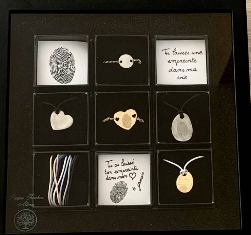 vente de bijoux personnalisés avec empreinte du defunt à Grasse